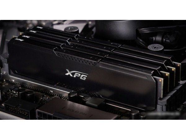 Оперативная память A-Data XPG GAMMIX D20 8ГБ DDR4 3600 МГц AX4U36008G18I-CBK20