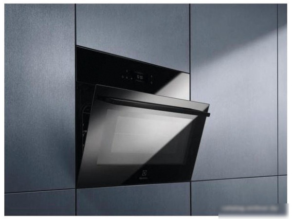 Микроволновая печь Electrolux EVM8E08Z