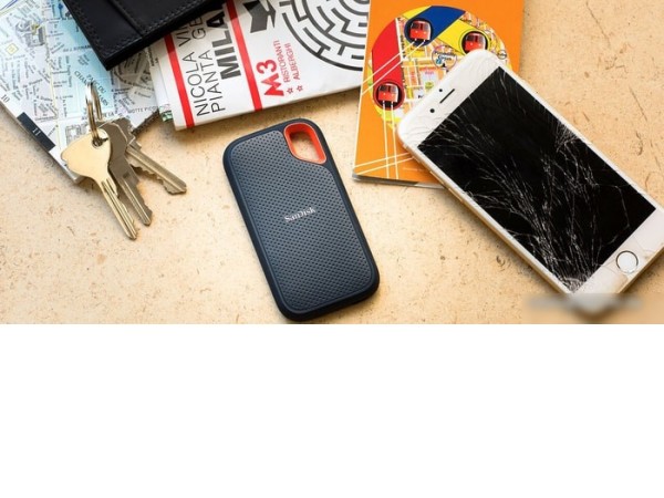 Внешний накопитель SanDisk Extreme V2 SDSSDE61-500G-G25 500GB