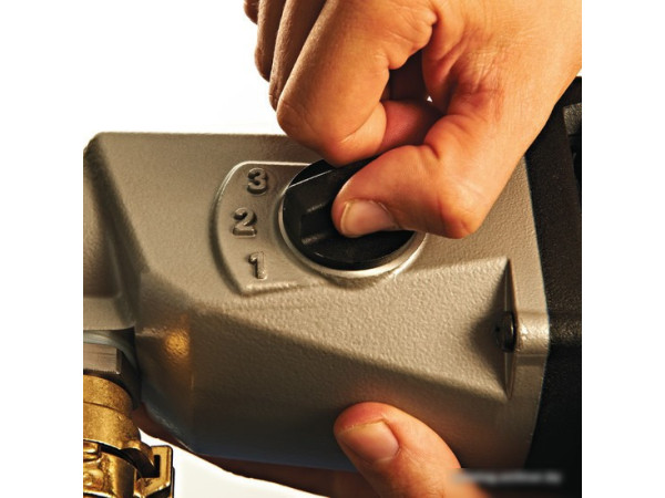 Дрель алмазного сверления Milwaukee DD 3-152 [4933428000]