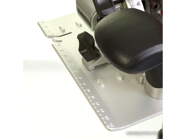 Дисковая (циркулярная) пила Milwaukee CS 85 SB 4933451117