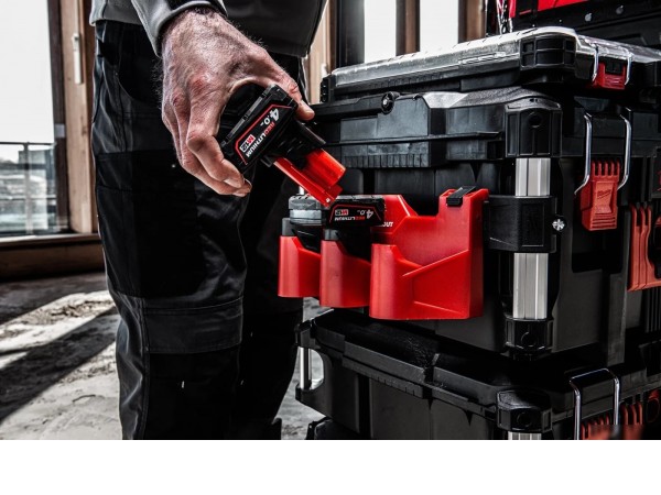 Держатель для АКБ Milwaukee 4932498646